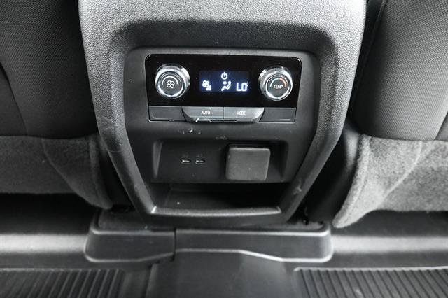 Used 2024 Chevrolet Traverse Z71 w/ Enhanced Driving Package AWD/4WD image 13
