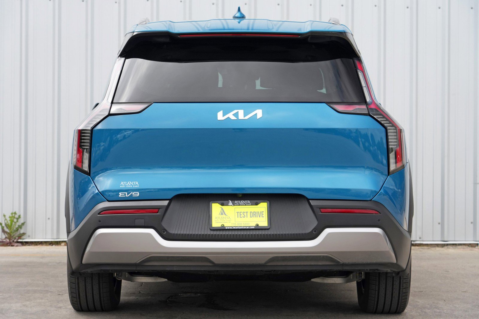 Used 2024 Kia EV9 Wind image 10