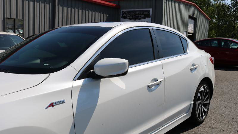 Used 2018 Acura ILX FWD image 4