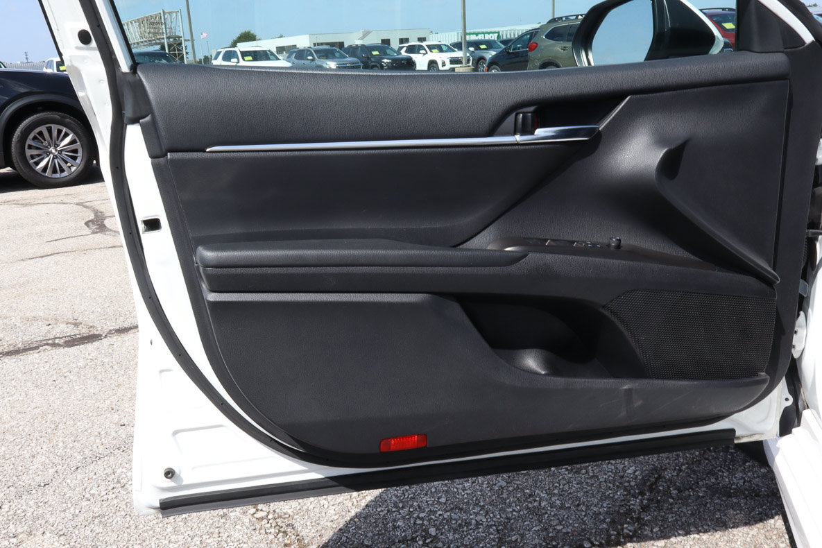Used 2024 Toyota Camry SE FWD image 13