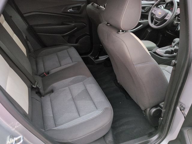 Used 2024 Chevrolet Trax LS FWD image 31