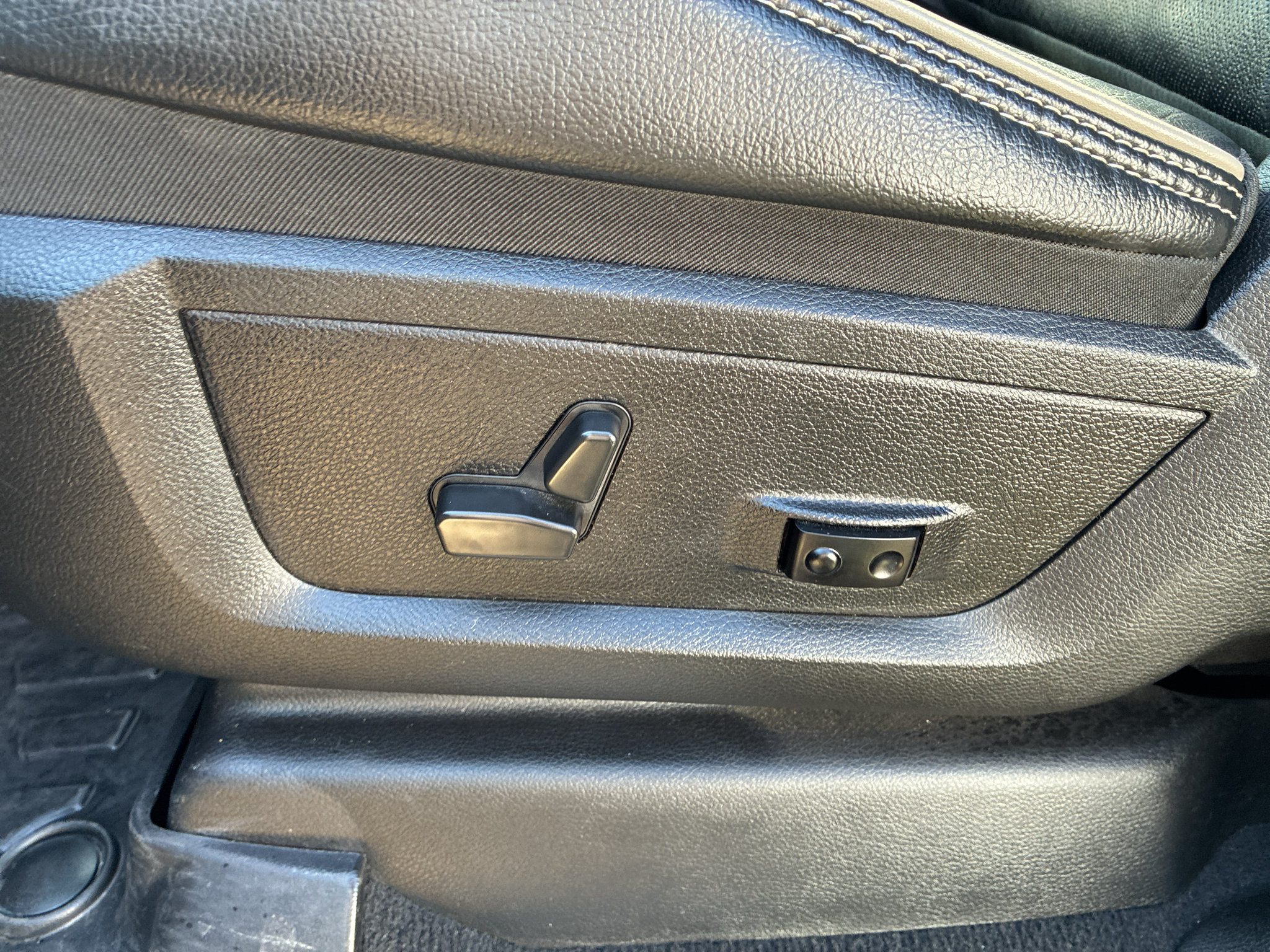 Used 2022 RAM 2500 Laramie AWD/4WD image 15
