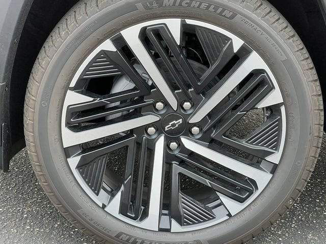 New 2027 Chevrolet Equinox RS w/ Safety and Technology Package AWD/4WD image 5