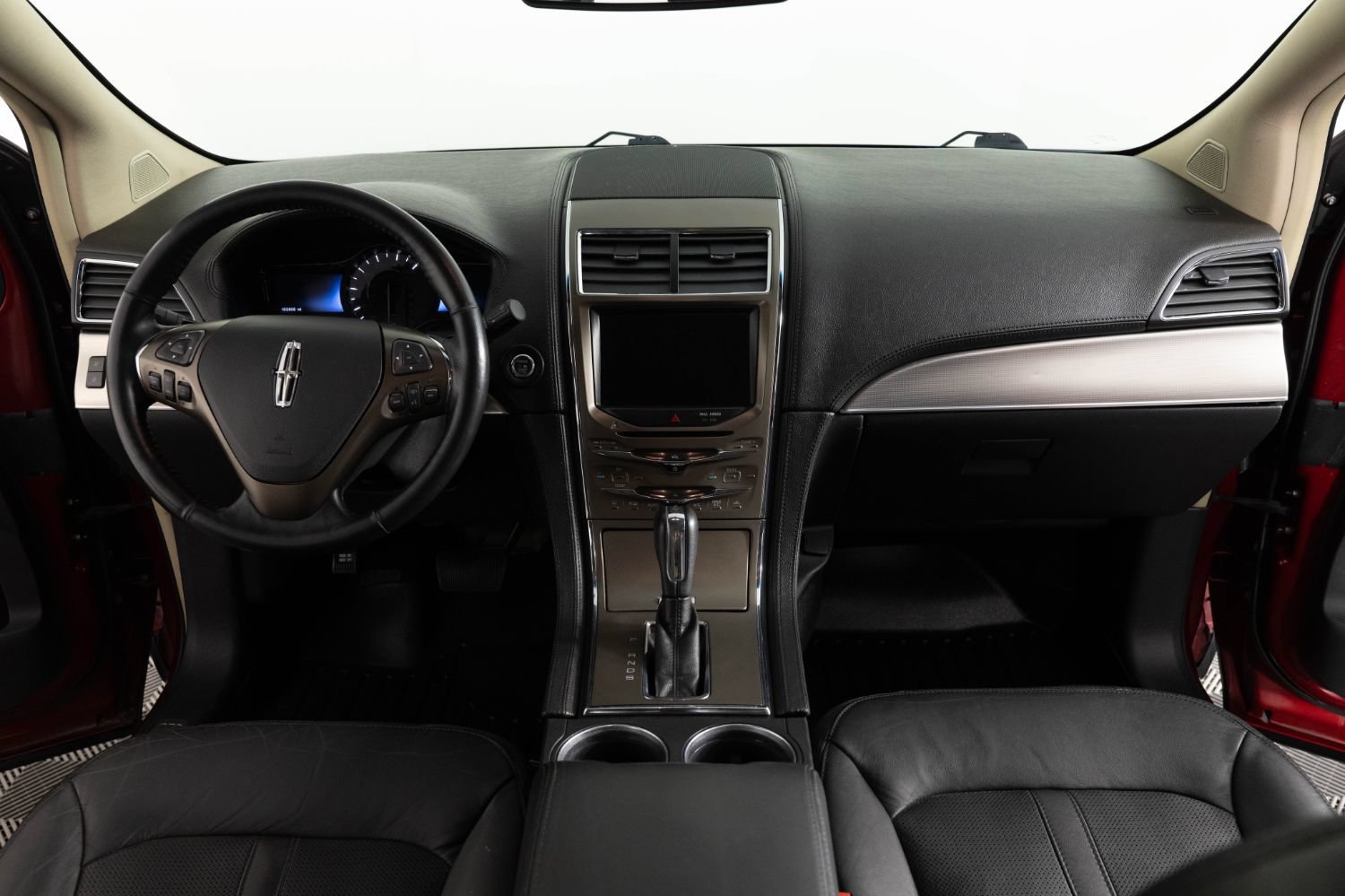 Used 2013 Lincoln MKX AWD image 35