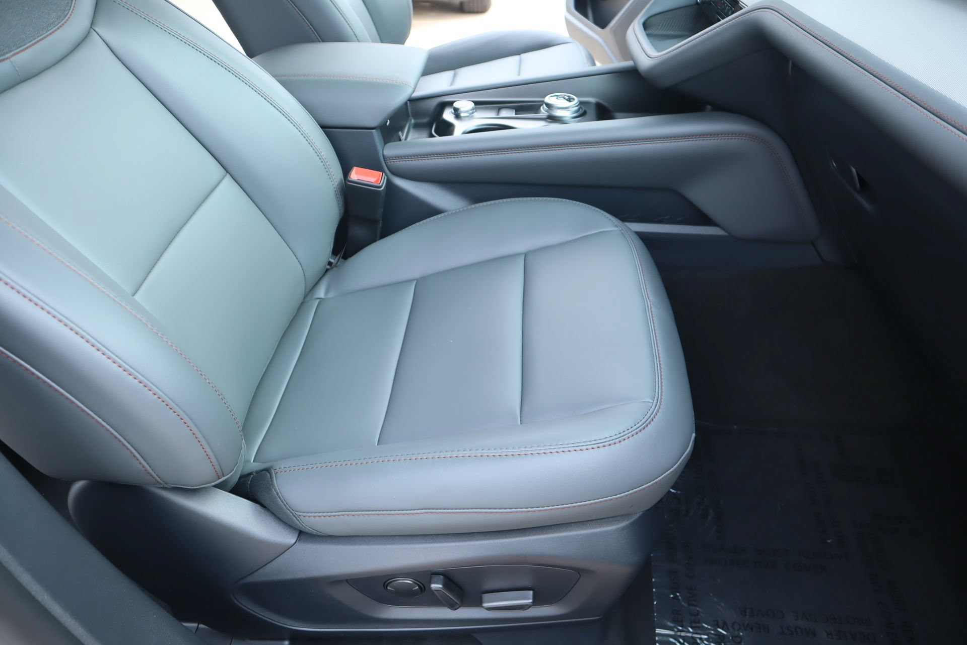 New 2026 Ford Explorer Active w/ Active Comfort Package RWD image 15