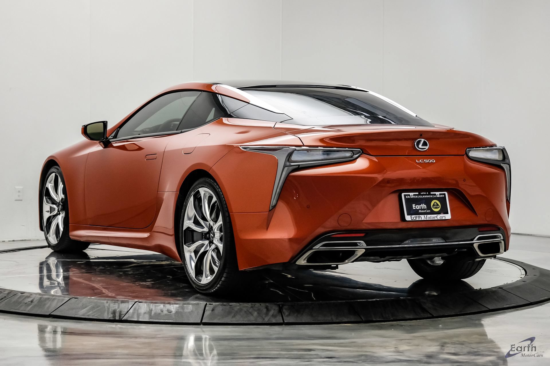 Used 2021 Lexus LC 500 Coupe w/ Performance Package RWD image 11