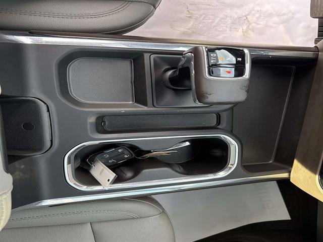 Used 2023 GMC Sierra 1500 SLT w/ SLT Premium Package image 24