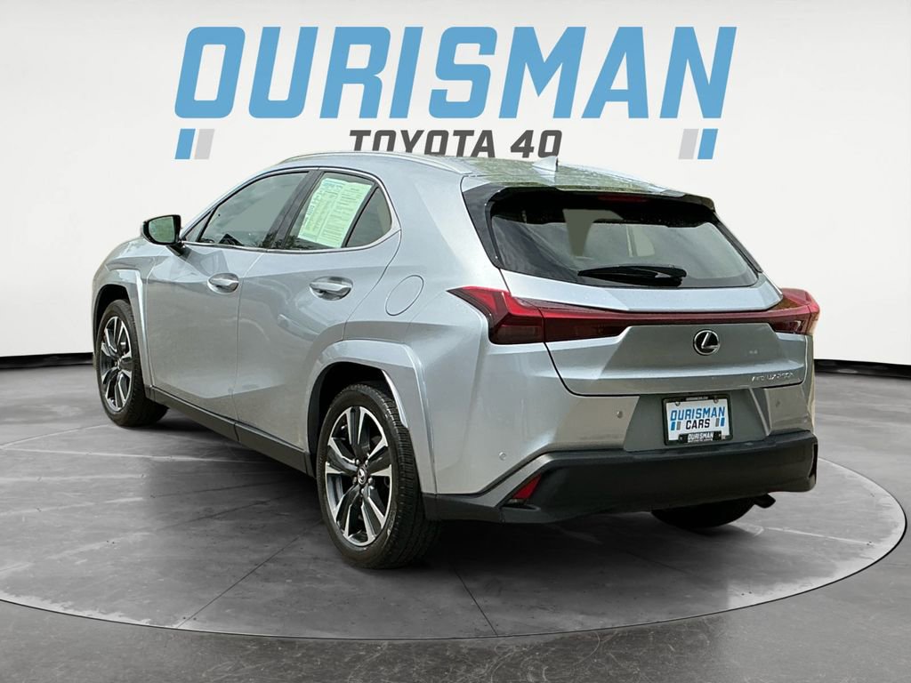 Used 2023 Lexus UX 250h AWD w/ Accessory Package (Z2) image 5