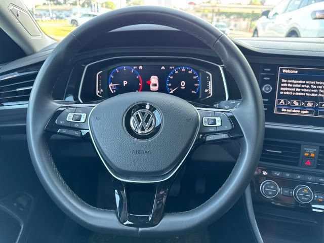Certified 2020 Volkswagen Jetta SEL FWD image 11