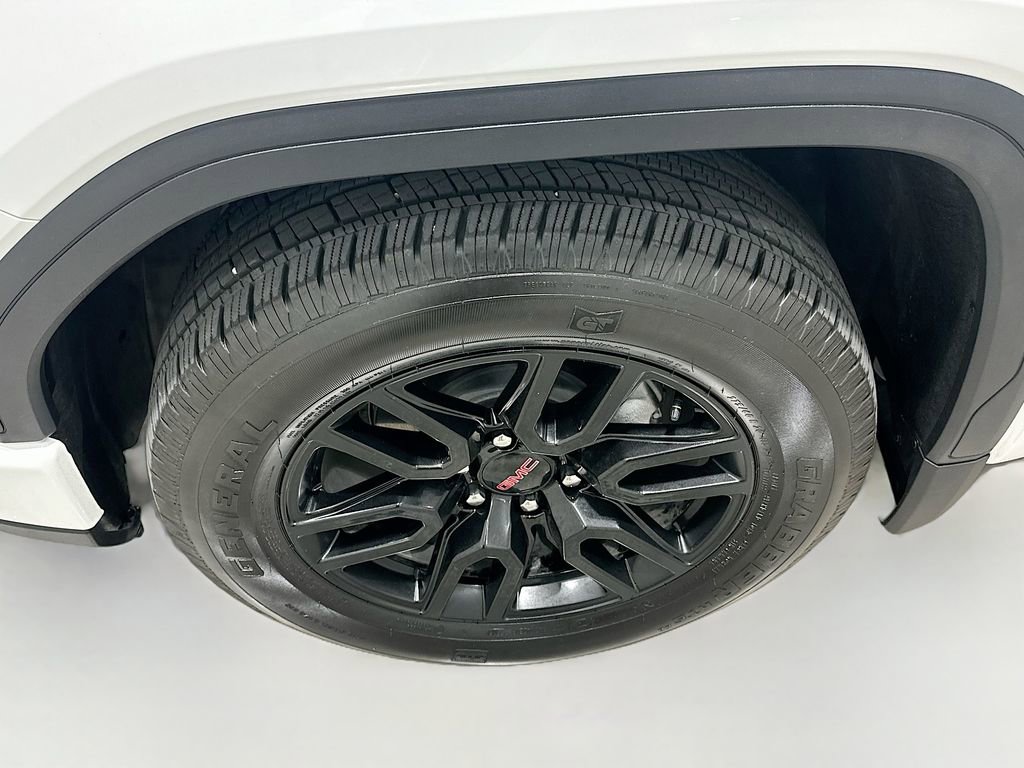 Used 2026 GMC Sierra 1500 Elevation RWD image 32