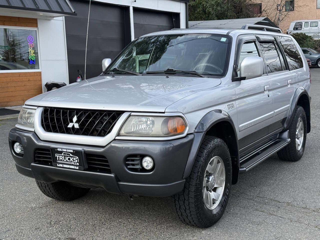 Used 2002 Mitsubishi Montero Sport Limited image 1
