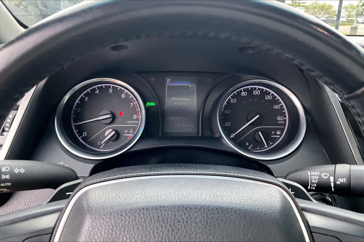 Used 2018 Toyota Camry SE w/ Audio Package FWD image 25