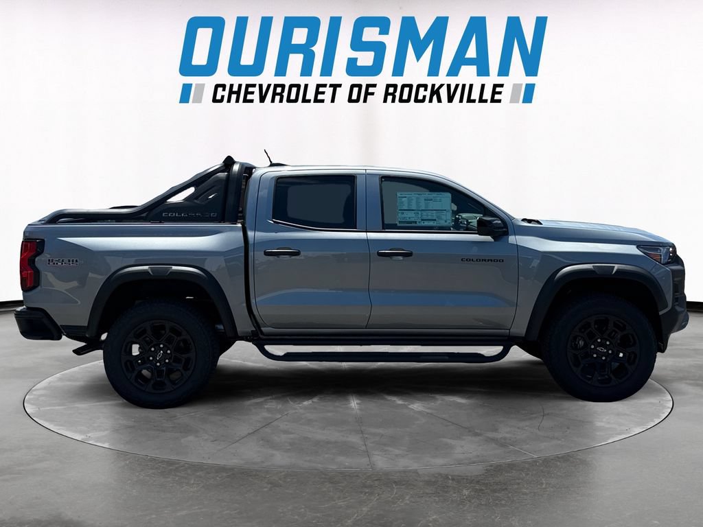 New 2026 Chevrolet Colorado Trail Boss w/ Midnight Edition AWD/4WD image 7
