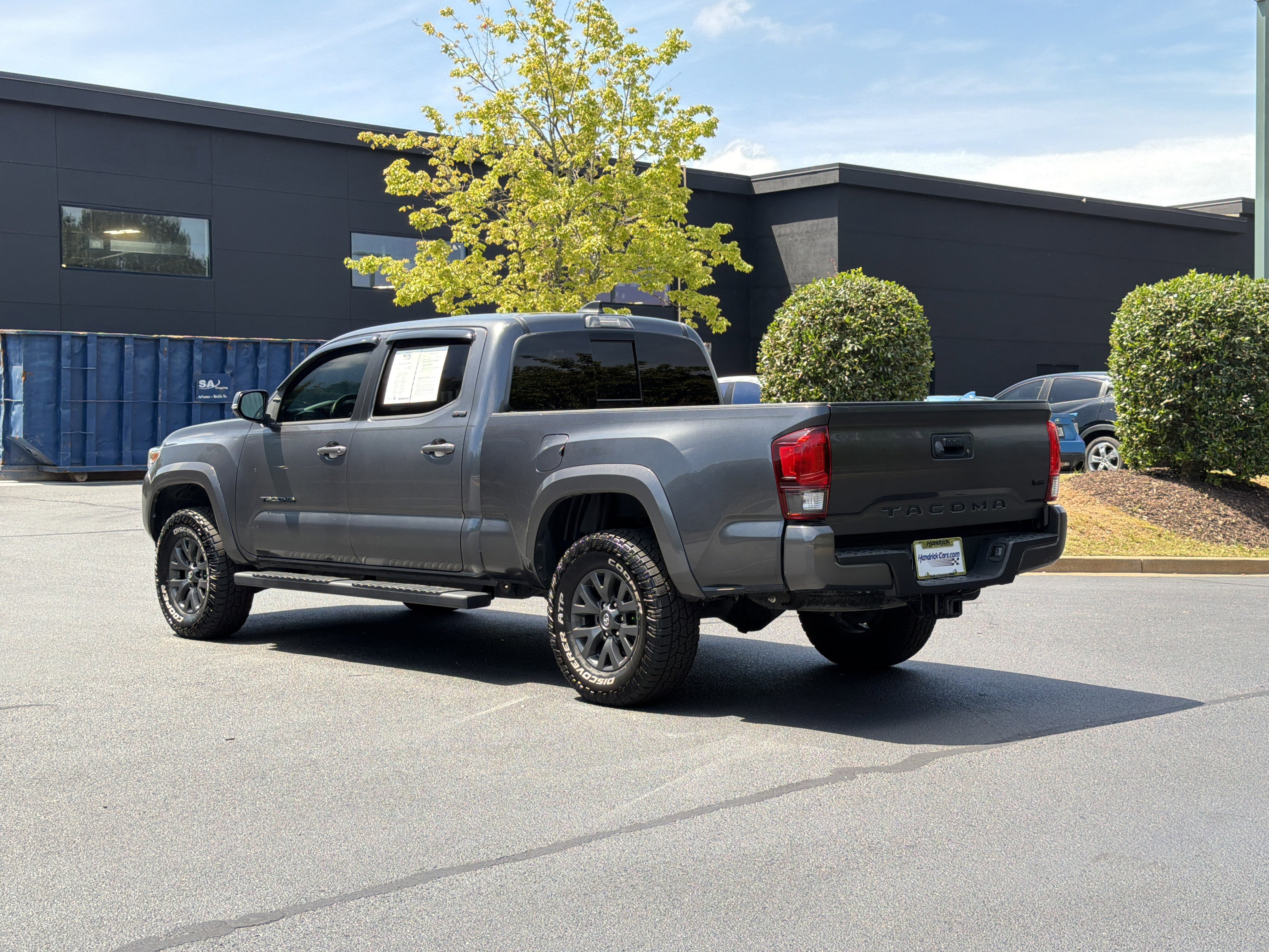 Used 2022 Toyota Tacoma SR5 w/ Technology Package RWD image 15