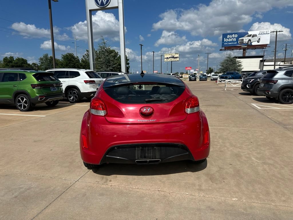 Used 2016 Hyundai Veloster w/ Option Group 02 FWD image 6