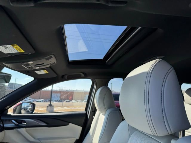 Used 2020 MAZDA CX-9 Signature image 10