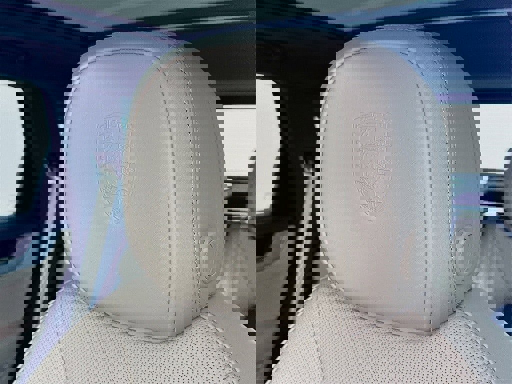 New 2026 Porsche Cayenne image 15