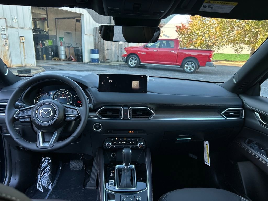 New 2025 MAZDA CX-5 Signature image 21