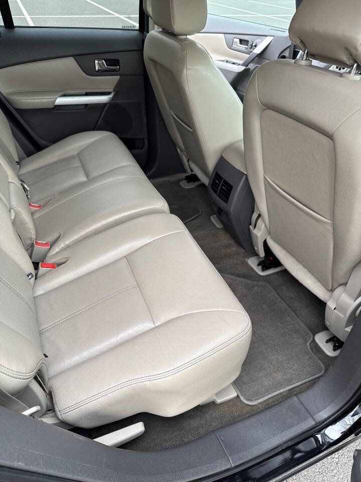 Used 2012 Ford Edge SEL image 18