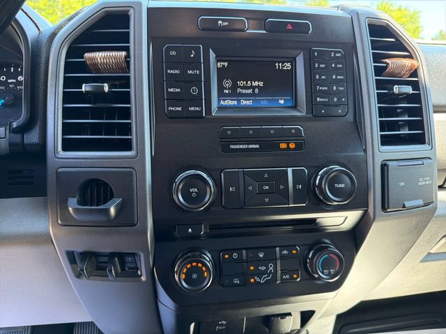 Used 2017 Ford F550 4x4 Regular Cab Super Duty w/ Power Equipment Group image 21