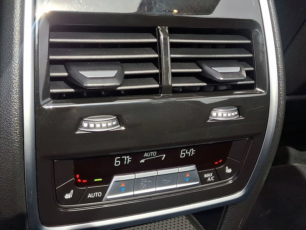 Certified 2024 BMW X7 xDrive40i AWD/4WD image 11