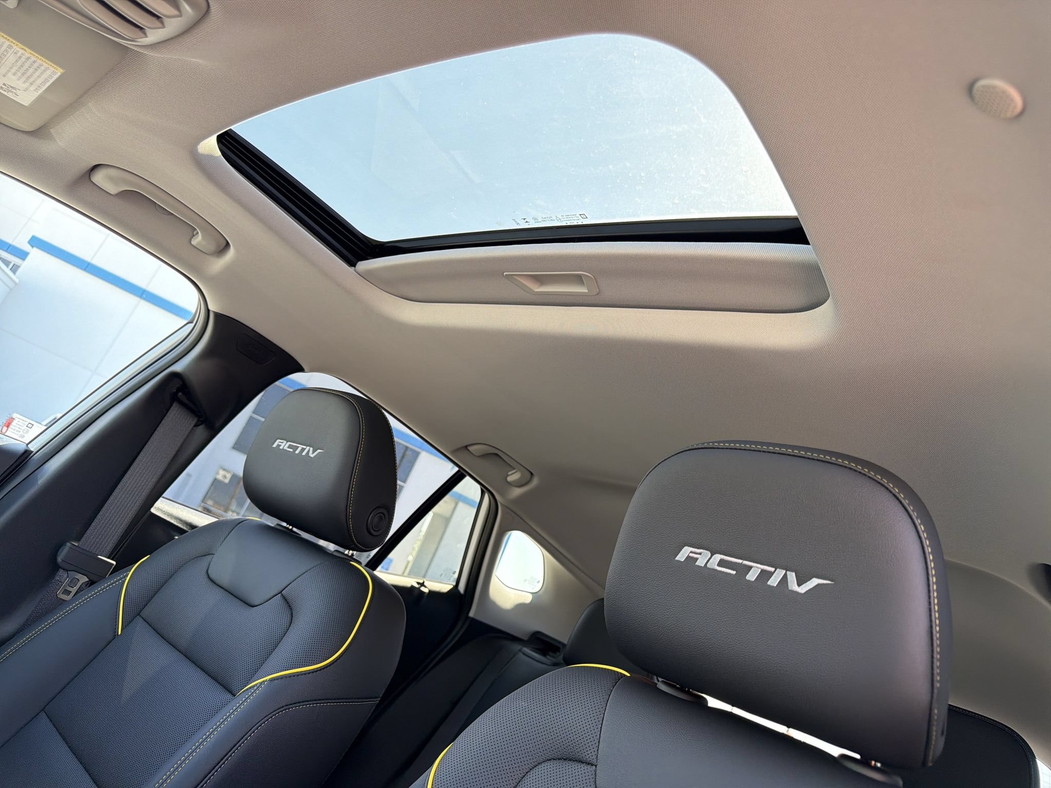 New 2026 Chevrolet Trax ACTIV w/ Sunroof Package FWD image 14