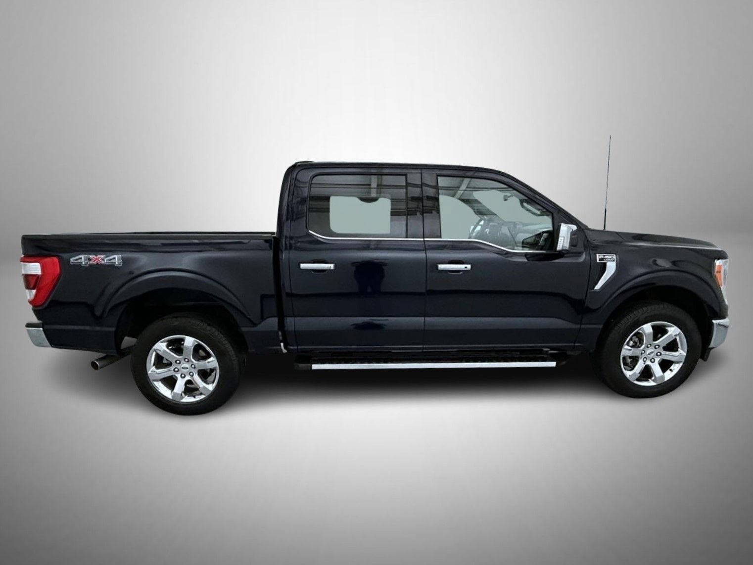 Used 2023 Ford F150 Lariat w/ Trailer Tow Package AWD/4WD image 4