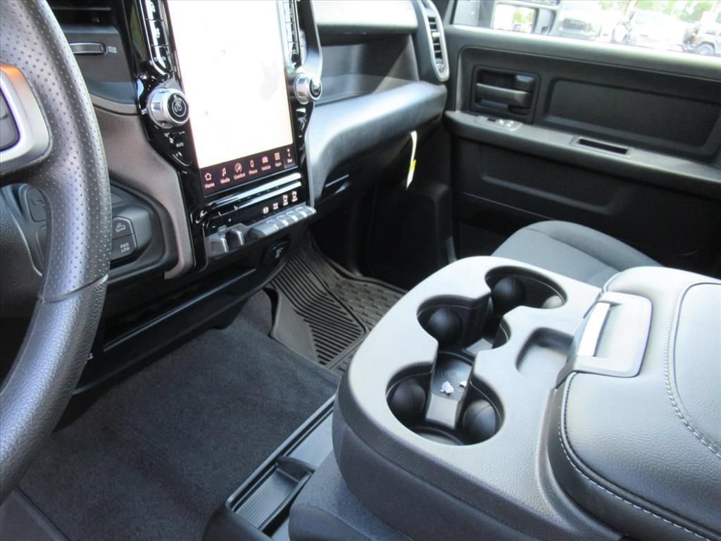 New 2026 RAM 2500 Warlock AWD/4WD image 15