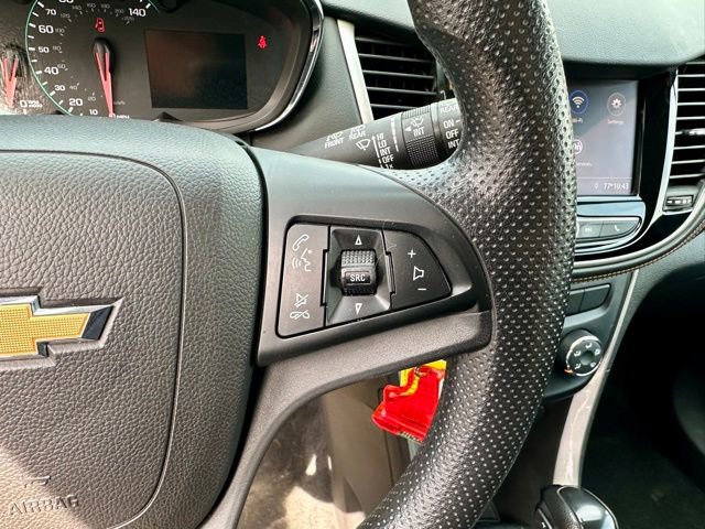 Used 2020 Chevrolet Trax LS w/ Tint and Cruise Package FWD image 30