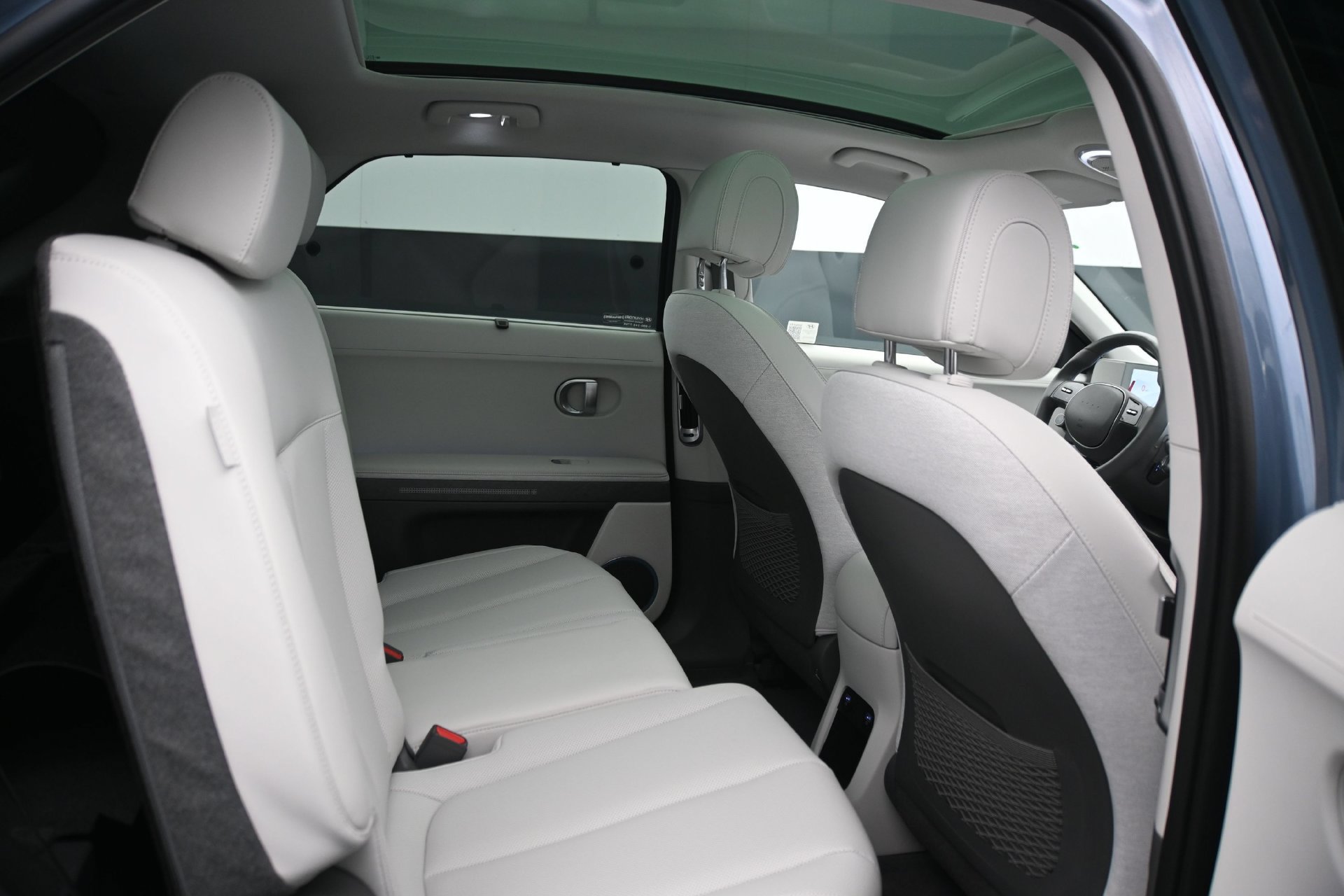 Used 2024 Hyundai Ioniq 5 Limited AWD/4WD image 14