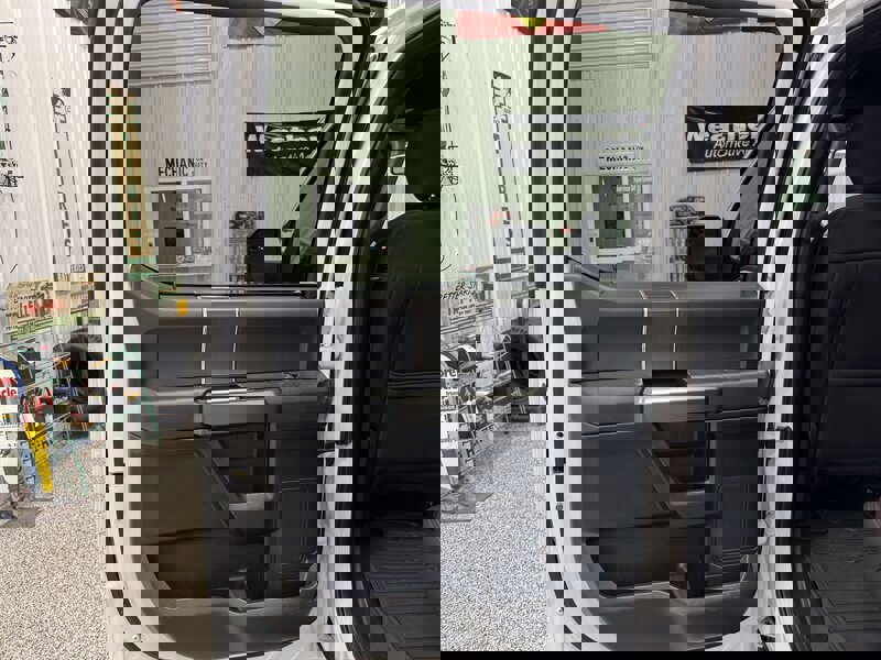 Used 2018 Ford F150 XLT w/ Equipment Group 302A Luxury image 20