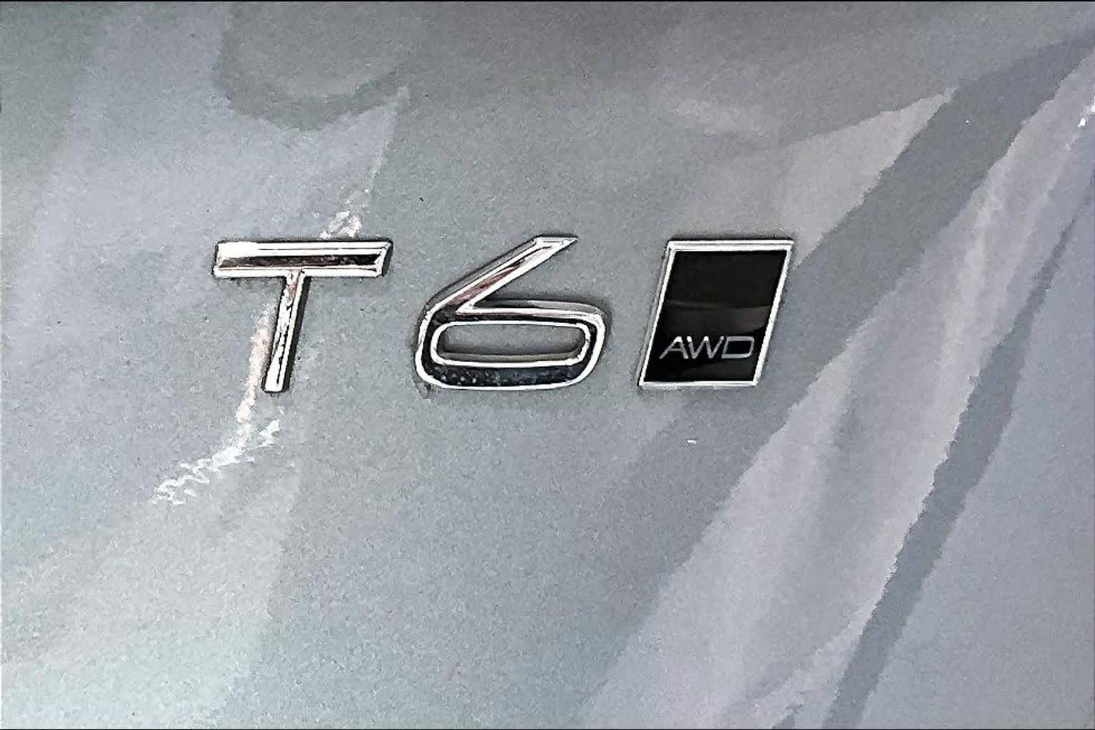 Used 2020 Volvo XC90 T6 Momentum w/ Protection Package Premier AWD/4WD image 10