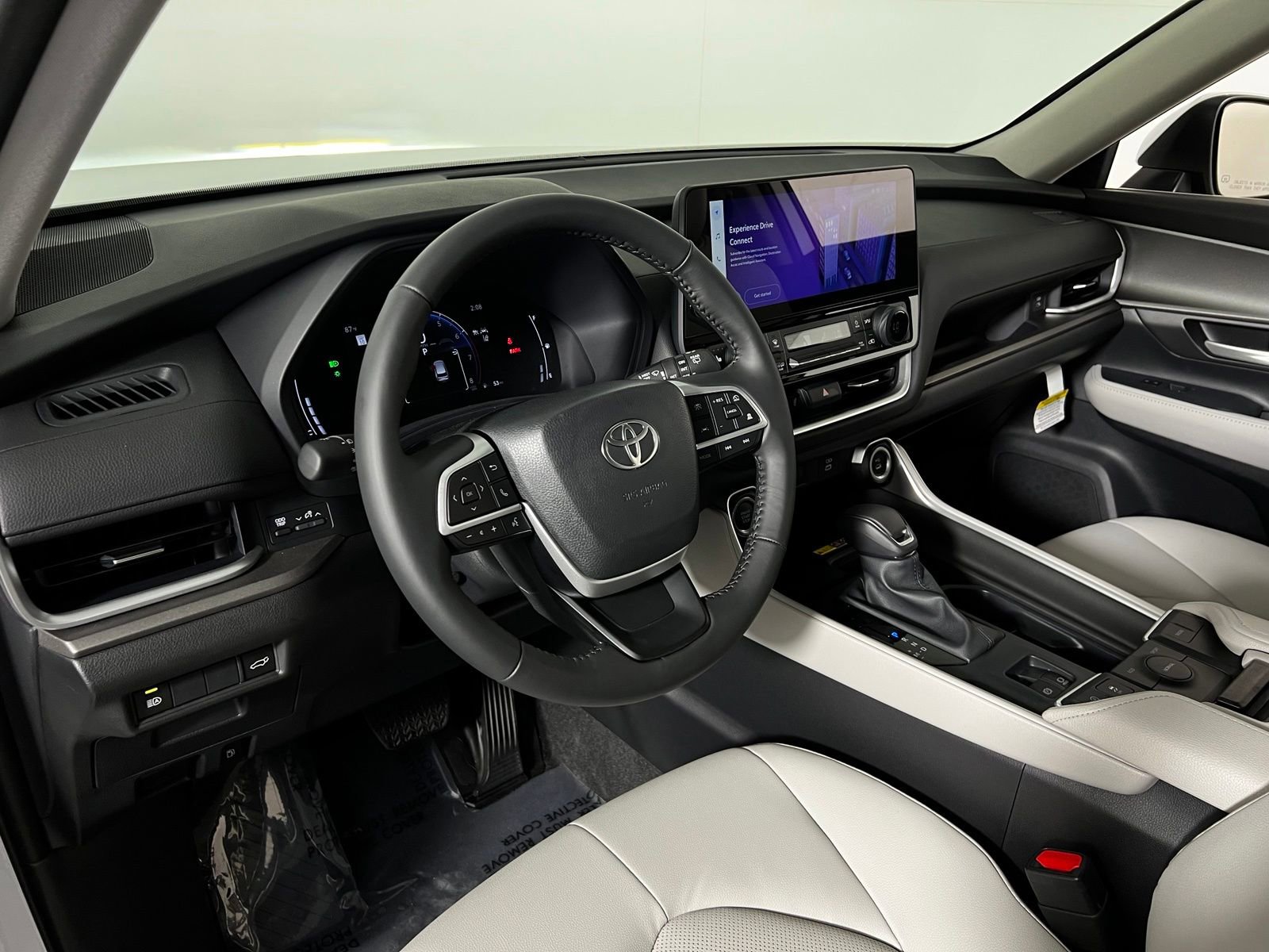 Used 2026 Toyota Grand Highlander FWD image 12