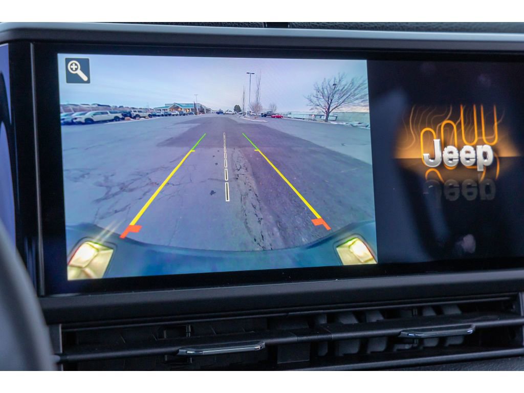 Used 2024 Jeep Gladiator Sport image 24