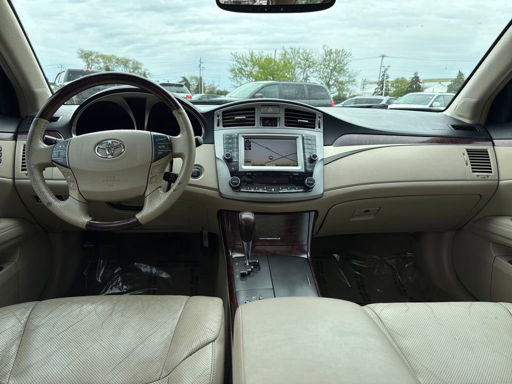 Used 2011 Toyota Avalon Limited FWD image 13