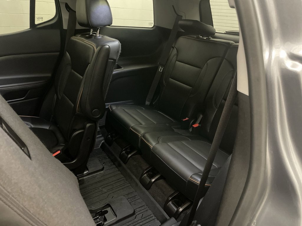 Used 2021 GMC Acadia AT4 w/ GMC Pro Grade Package image 34