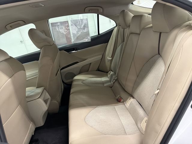 Used 2019 Toyota Camry LE image 16