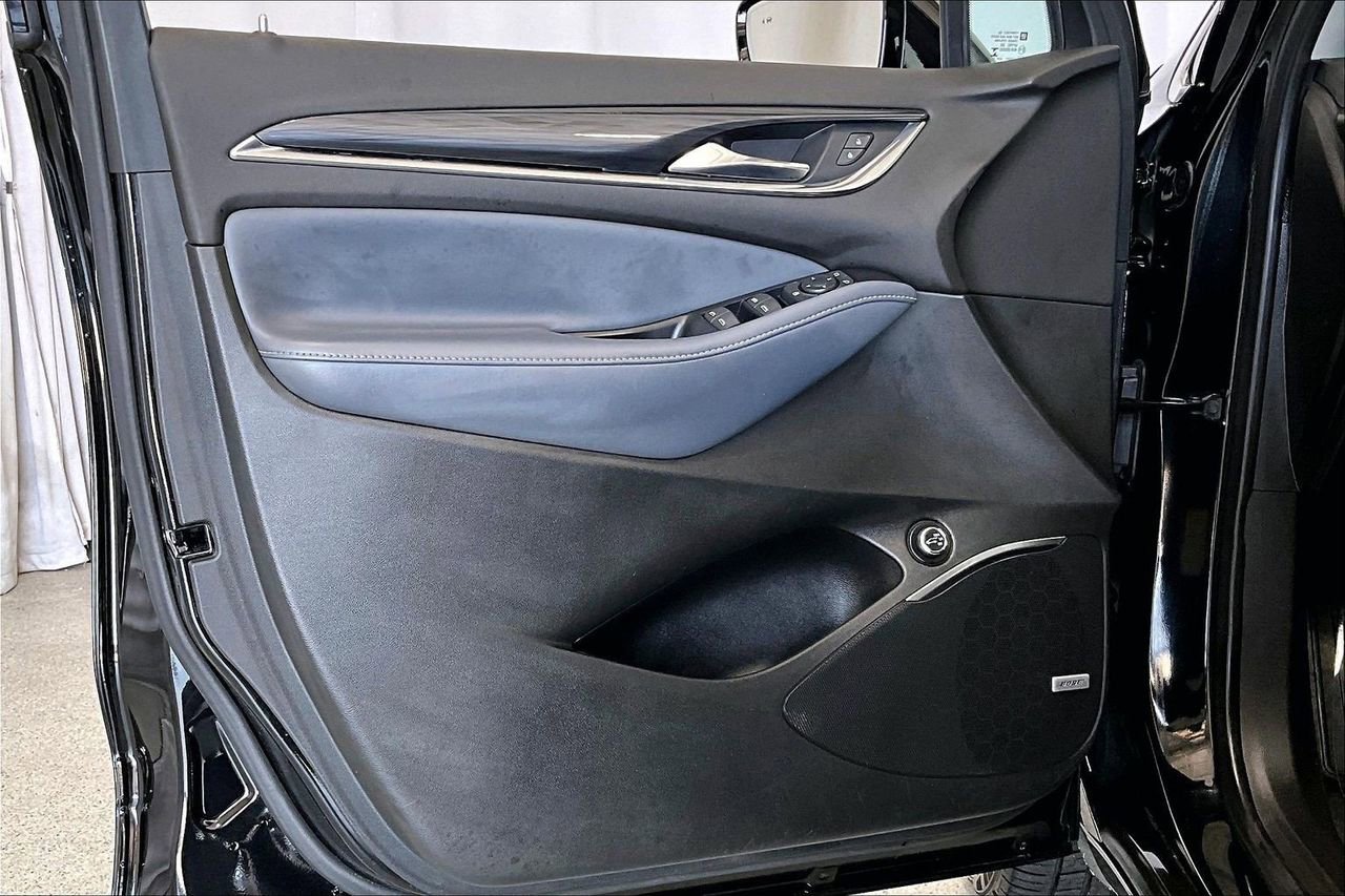 Used 2021 Buick Enclave Essence w/ Sound and Sites Package image 25