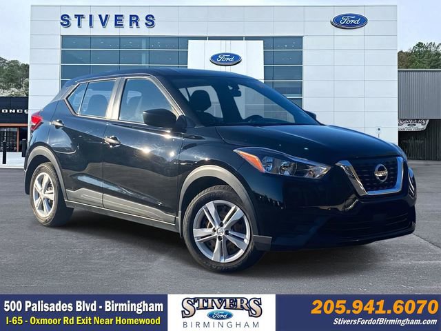 Used 2020 Nissan Kicks S