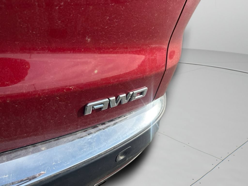 Used 2011 GMC Acadia SLT w/ LPO, 'HIT The Road' Package AWD/4WD image 8