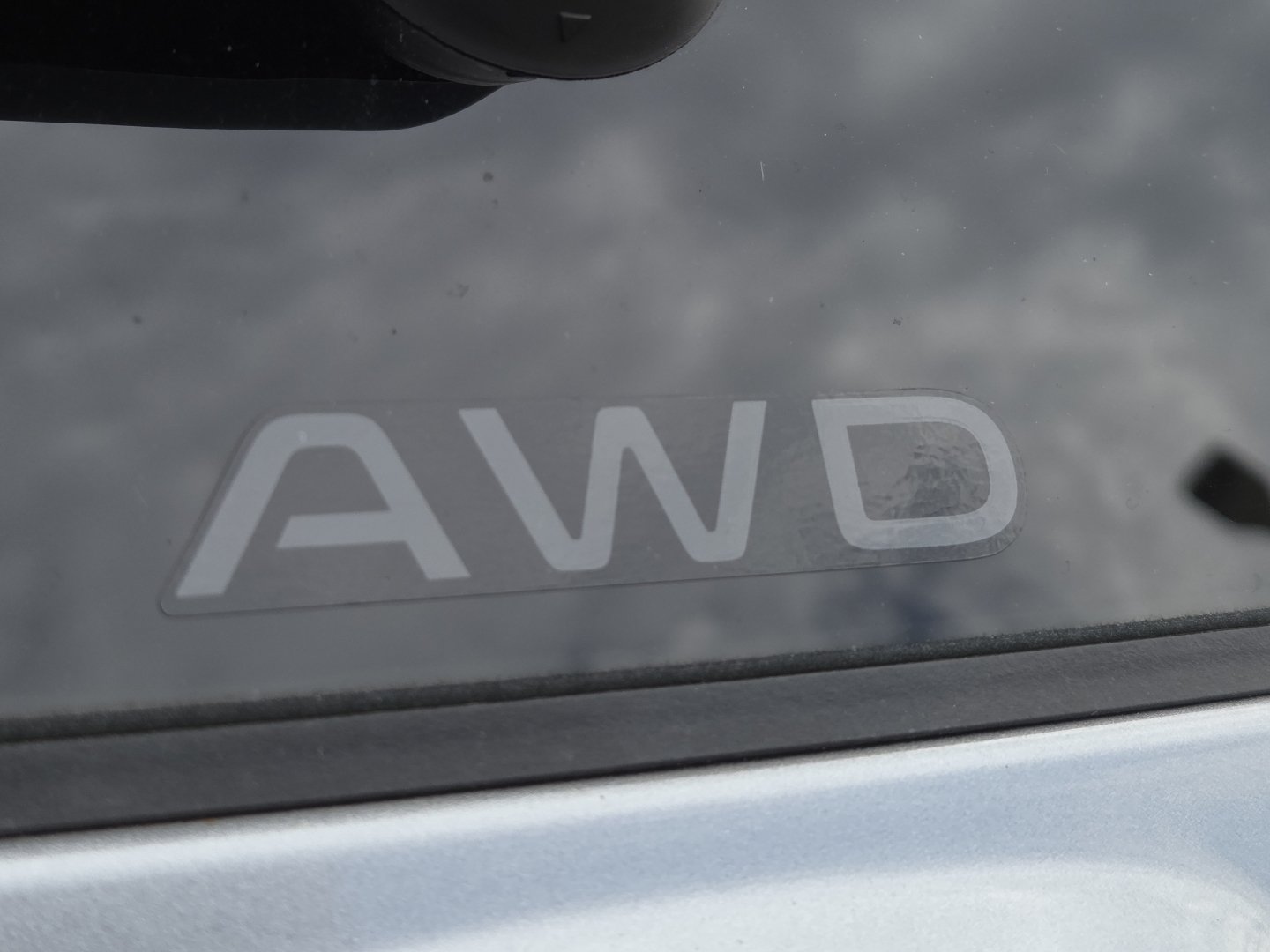 Used 2025 Honda CR-V EX image 10