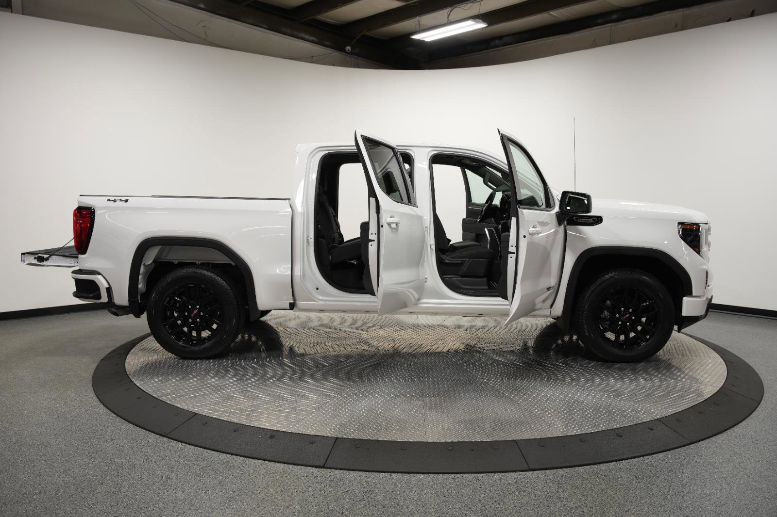 New 2026 GMC Sierra 1500 Elevation image 10