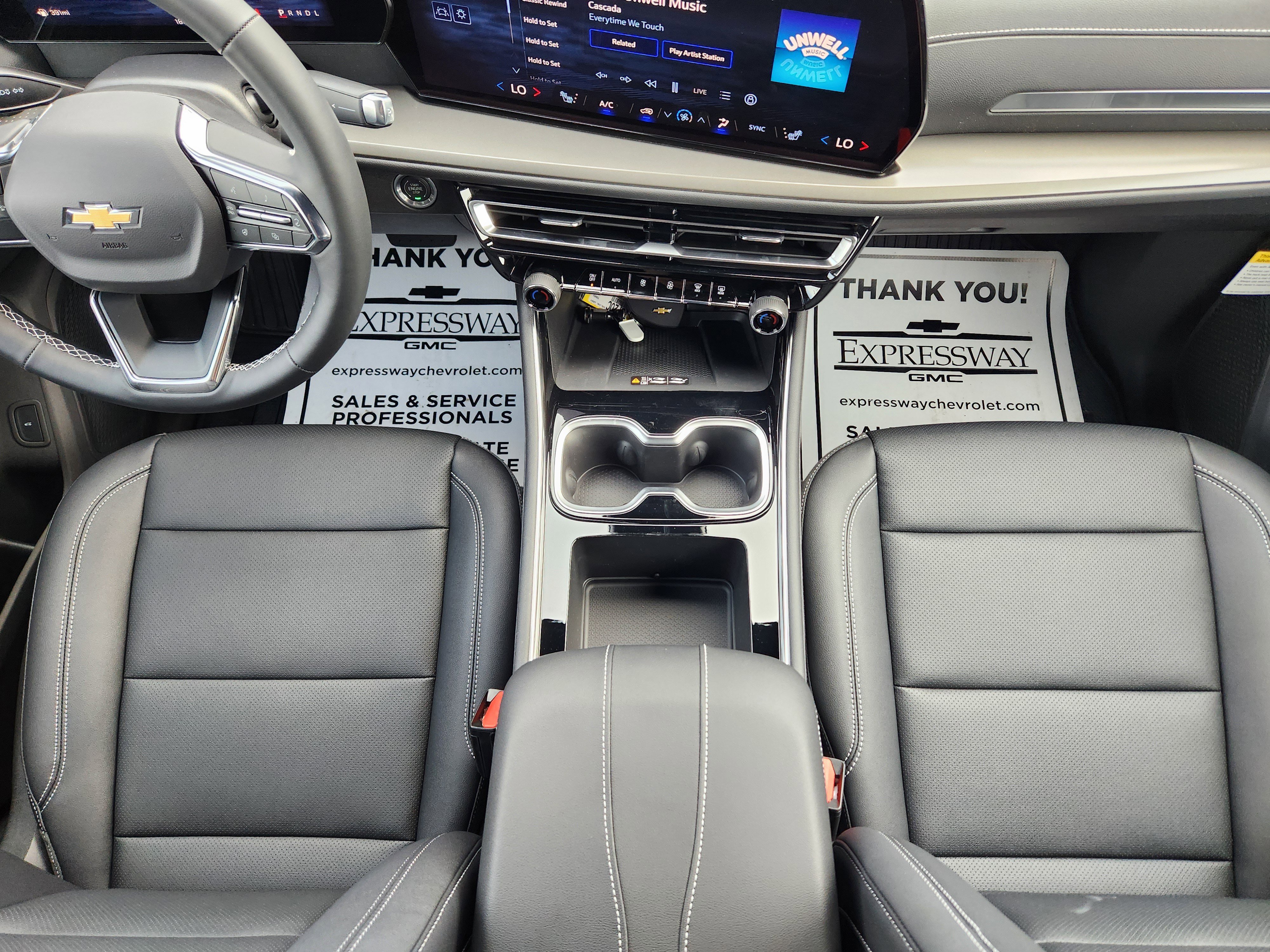 New 2026 Chevrolet Traverse LT w/ Driver Confidence Package image 11