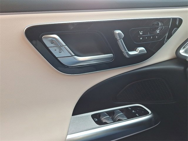 Used 2025 Mercedes-Benz E 350 Sedan image 27