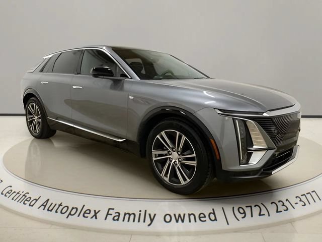 Used 2023 Cadillac Lyriq 2WD image 7