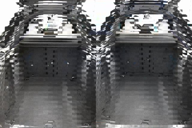 Used 2022 BMW X6 xDrive40i w/ M Sport Package image 18