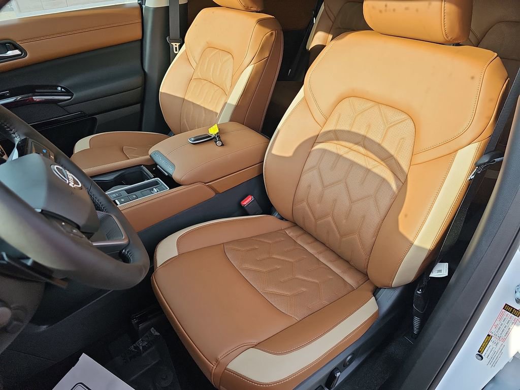 New 2026 Nissan Pathfinder Platinum w/ Lighting Package FWD image 20