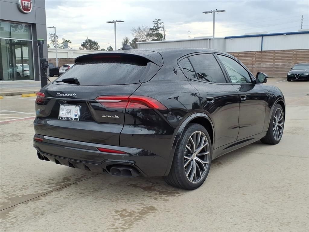 New 2026 Maserati Grecale Modena image 4