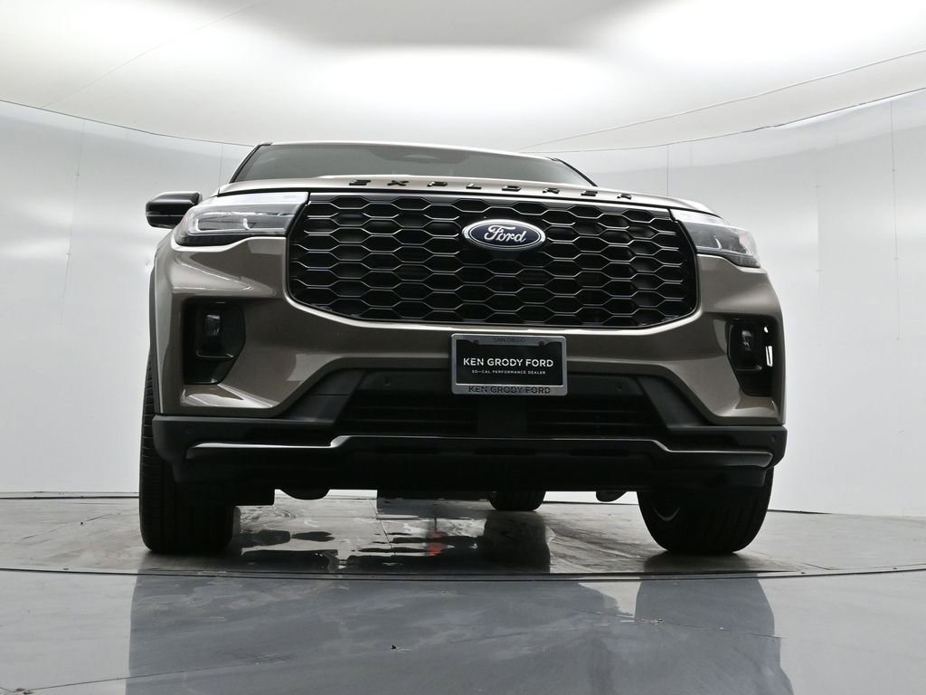 Used 2026 Ford Explorer ST-Line w/ ST-Line Street Pack RWD image 50
