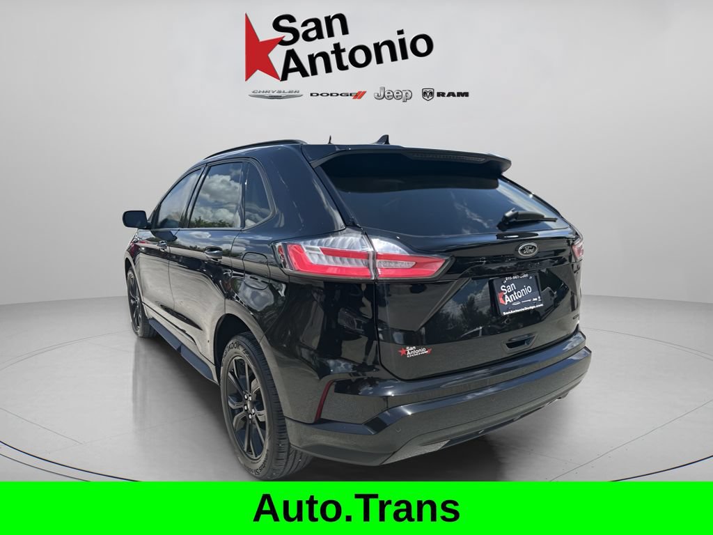 Used 2024 Ford Edge SE w/ Black Appearance Package AWD/4WD image 11
